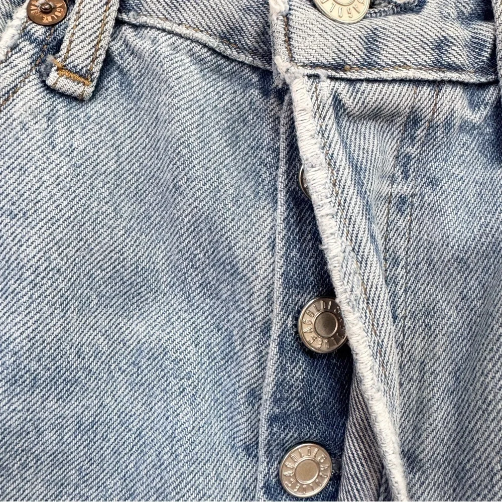 AGOLDE 90s Long Jean Shorts Blue in Force 25